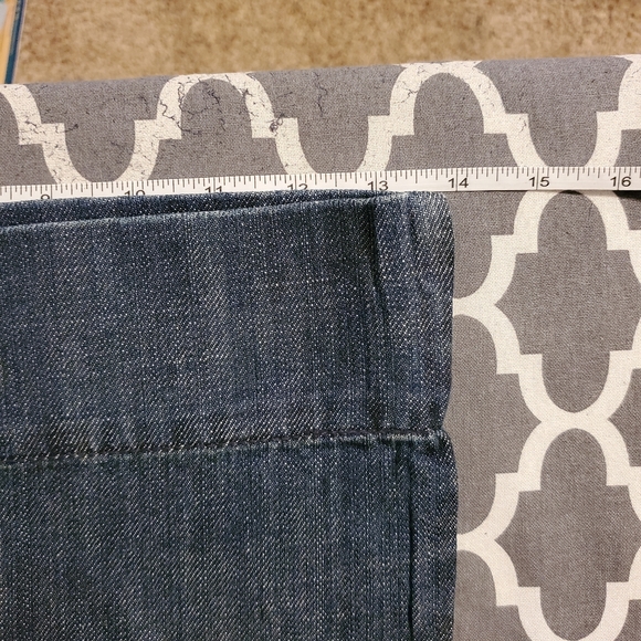 Old Navy Jeans High Rise - Picture 13 of 13